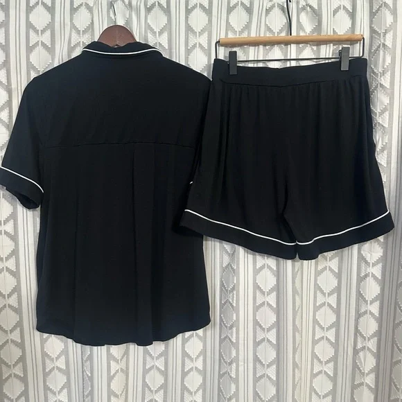 Cozy Earth Women's Bamboo Stretch-Knit Short Sleeve Pajama Set - Picture 2 of 7